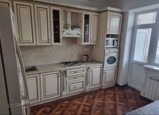 Продажа 2-комнатной квартиры, 71 м2, Дагестан, улица Сальмана, 102