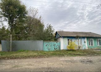 Продаю дом, 100 м2, село Новоселицкое