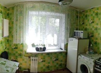 Сдается в аренду однокомнатная квартира, 35 м2, Новотроицк, Советская улица, 121