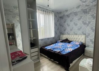 Сдам в аренду 2-ком. квартиру, 50 м2, Сочи, улица Метелёва, 23, микрорайон Яна Фабрициуса