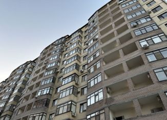 Продам 1-комнатную квартиру, 48 м2, Махачкала, Ленинский район, улица Хаджи Булача, 14Б