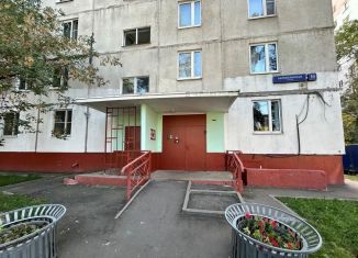 1-комнатная квартира на продажу, 32.8 м2, Москва, Барвихинская улица, 16к2