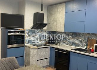 Трехкомнатная квартира на продажу, 98 м2, Кострома, улица Олега Юрасова, 1, ЖК Волжский Берег