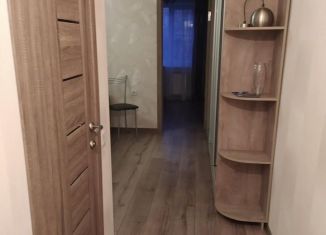 Сдается в аренду 1-комнатная квартира, 60 м2, Ростов-на-Дону, улица Юфимцева, 14/1