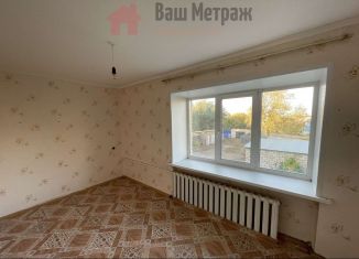 Продаю 2-комнатную квартиру, 40.4 м2, село Курманаевка, Орская улица, 2