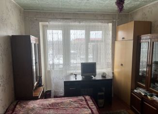 2-комнатная квартира на продажу, 45 м2, Мончегорск, улица Бредова, 15к4