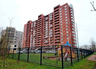 Продам 2-комнатную квартиру, 72.8 м2, Санкт-Петербург, Софийская улица