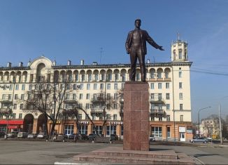 Сдача в аренду торговой площади, 7 м2, Новокузнецк, проспект Металлургов, 39