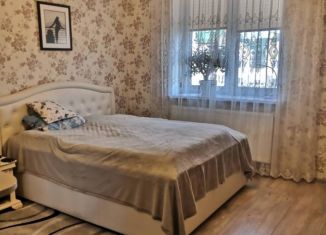 Продажа 2-ком. квартиры, 65 м2, Зеленоградск, Окружная улица, 3