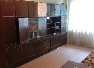 Сдается 1-ком. квартира, 30 м2, Сызрань, улица Комарова, 10