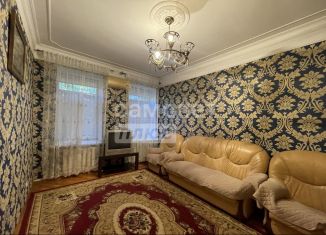 Продам 3-ком. квартиру, 50 м2, Дагестан, улица Азиза Алиева, 6Г