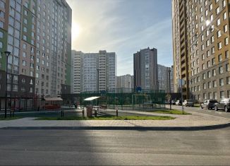 Продаю 2-комнатную квартиру, 67.7 м2, Оренбург, Ленинский район