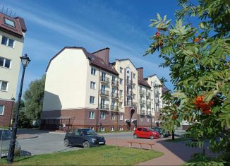 Продажа трехкомнатной квартиры, 85 м2, Калининградская область, Калининградская улица, 14