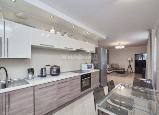 Продажа 3-ком. квартиры, 90 м2, Новосибирск, улица Кропоткина, 116/1