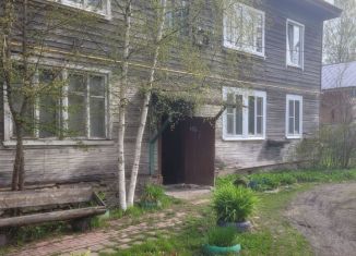 Продаю 2-комнатную квартиру, 47 м2, городской посёлок Тайцы, улица Калинина, 43