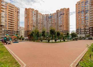 Продам трехкомнатную квартиру, 205 м2, Краснодарский край, Казбекская улица, 16