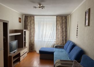 Продается 2-ком. квартира, 52.7 м2, Заречный, улица Курчатова, 27к3