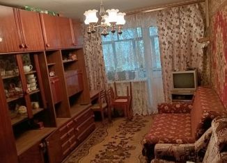 Продаю 2-ком. квартиру, 44 м2, Калужская область, Дорожная улица, 3