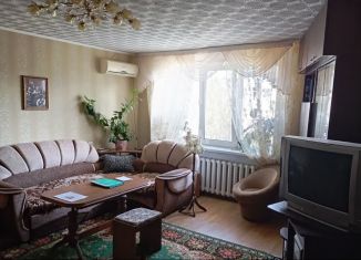 Продажа 4-ком. квартиры, 84.6 м2, Феодосия, бульвар Старшинова, 25