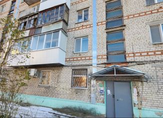 Продам 3-ком. квартиру, 60.5 м2, Артёмовский, улица Мира, 6