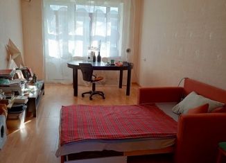 Продам 3-ком. квартиру, 62 м2, Калмыкия, 2-й микрорайон, 38