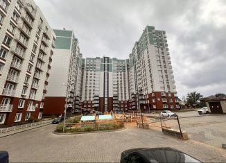 Продается 2-ком. квартира, 59.4 м2, Смоленск, улица Александра Степанова, 12