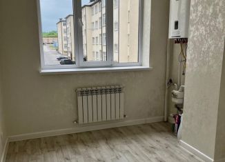 Продам 1-ком. квартиру, 33 м2, Лермонтов, Солнечный проезд, 2