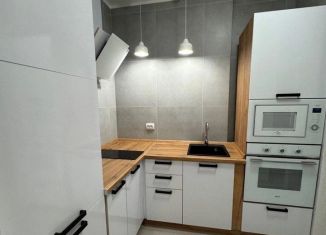 Сдаю в аренду 1-ком. квартиру, 35 м2, Симферополь, улица Бородина, 59Г, Киевский район