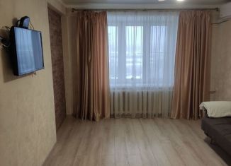 Сдам в аренду 1-ком. квартиру, 38 м2, Тула, улица Луначарского, 49, Зареченский территориальный округ