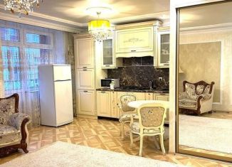 Продается 2-комнатная квартира, 60 м2, Ессентуки, улица Орджоникидзе, 84к5