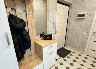 Сдам двухкомнатную квартиру, 55 м2, Псков, Инженерная улица, 132