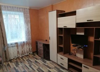 Сдается в аренду 3-комнатная квартира, 60 м2, Новошахтинск, Харьковская улица, 259