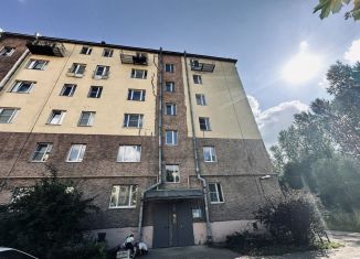 Продам двухкомнатную квартиру, 50 м2, посёлок Шушары, территория Ленсоветовский, 15