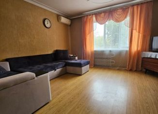 Продажа 2-комнатной квартиры, 54 м2, Кропоткин, Красная улица, 244