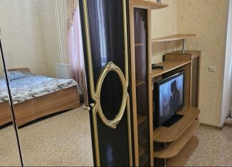 Сдаю в аренду 3-ком. квартиру, 120 м2, Татарстан, улица Фатыха Амирхана, 18/41