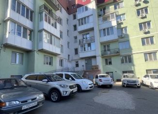 Продаю 1-комнатную квартиру, 41.5 м2, Саратов, Заводской район, улица имени В.М. Азина, 47/3