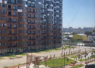 Продается 3-комнатная квартира, 75.8 м2, Краснодарский край, улица Кирилла Россинского, 3/2к1