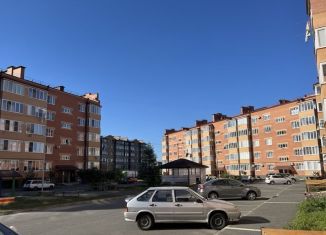 Продажа однокомнатной квартиры, 38 м2, Владикавказ, улица Цоколаева, 40к1, 11-й микрорайон