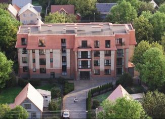 Продажа 3-ком. квартиры, 96 м2, Калининградская область, улица Ватутина, 38А