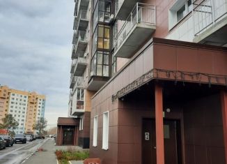 Продается трехкомнатная квартира, 76 м2, Омская область, 3-я Енисейская улица, 32