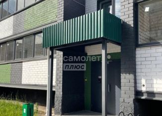 Продаю 2-ком. квартиру, 55.3 м2, Вологодская область, улица Чернышевского, 110Ак1