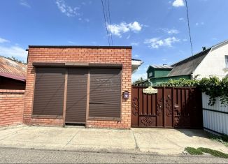 Продаю помещение свободного назначения, 33 м2, Апшеронск, улица Ворошилова, 71