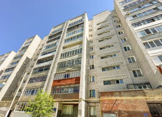 Продам трехкомнатную квартиру, 65 м2, Казань, улица Шадрина, 1