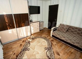 Продам 2-ком. квартиру, 42.7 м2, Тюмень, Широтная улица, 107