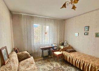 Продается 2-комнатная квартира, 52 м2, Бийск, Советская улица, 197