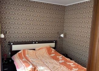 Продам 2-комнатную квартиру, 41 м2, Новосибирск, метро Площадь Ленина