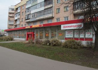 Сдам помещение свободного назначения, 724.2 м2, Кириши, проспект Героев, 1