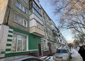 Продается 2-ком. квартира, 45 м2, Кемеровская область, улица Павлова, 12