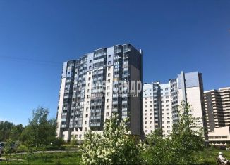 Продаю 3-ком. квартиру, 76 м2, Санкт-Петербург, Шуваловский проспект, 84к1, метро Беговая