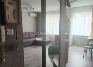 Продам 3-ком. квартиру, 65 м2, Владивосток, улица Нейбута, 81А